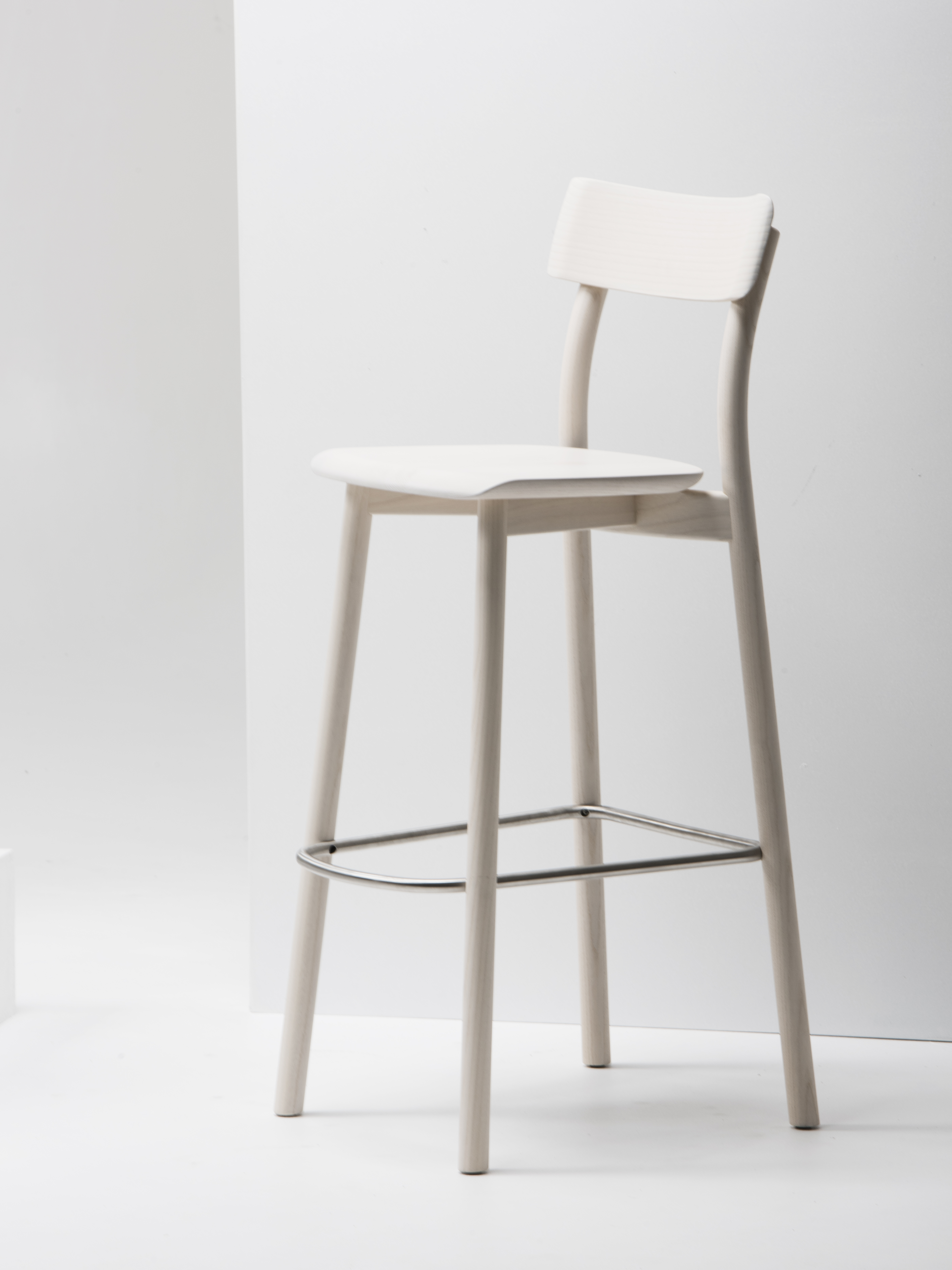 华体会体育官方在线官网 - 坐具|吧椅/凳子|办公家具|华体会体育官方在线官网家具|基亚罗吧椅